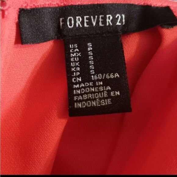 FOREVER 21 BACKLESS CORAL ROMPER SZ.S EUC - Picture 5 of 6